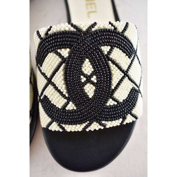 Chanel 20P Black White Pearl Embroidery CC Logo Slide Slip Sandal Mule Flat 36 - Picture 8 of 16